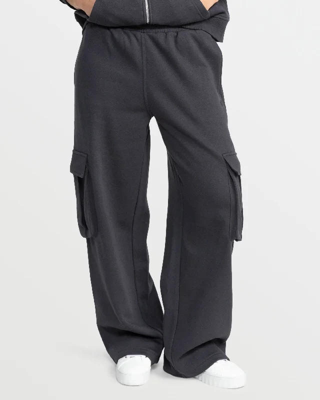 Evening Hike Cargo Pants - Phantom